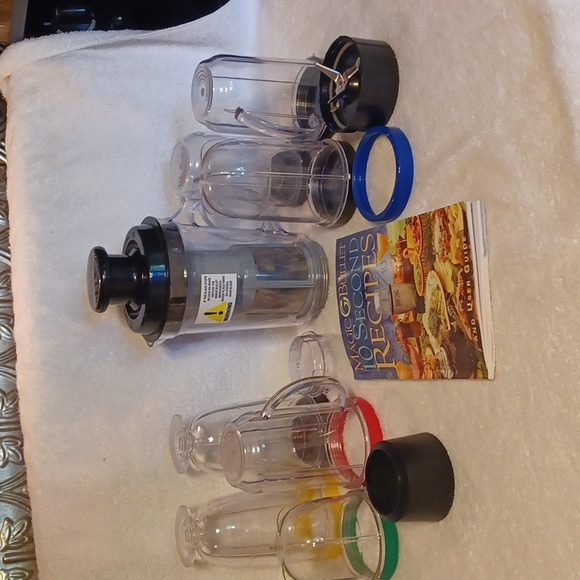 Magic bullet blender and lid attachments, extractor, cross blade, confort lids - Picture 1 of 8